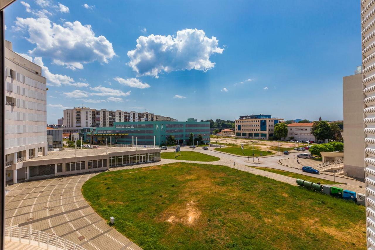 Hoplite 2Br Apartment With Free Parking Задар Экстерьер фото