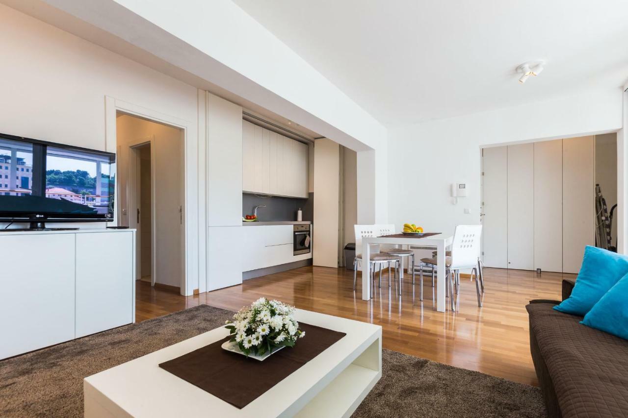 Hoplite 2Br Apartment With Free Parking Задар Экстерьер фото